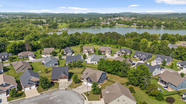 7904 Frostwood Lane, Ooltewah, TN 37363