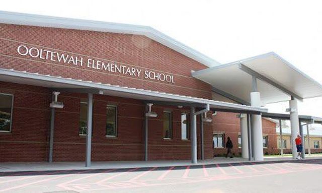 7904 Frostwood Lane, Ooltewah, TN 37363