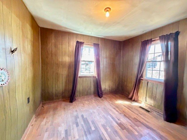 9554 Brooksie Thompson Rd, Bath Springs, TN 38311