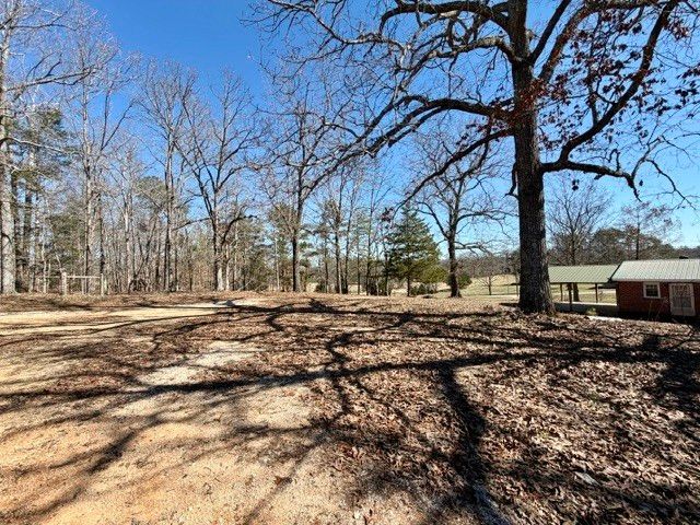 9554 Brooksie Thompson Rd, Bath Springs, TN 38311