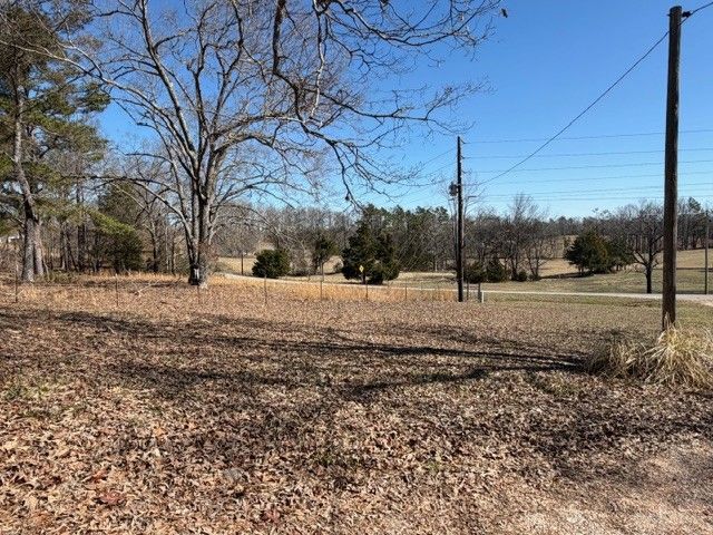 9554 Brooksie Thompson Rd, Bath Springs, TN 38311