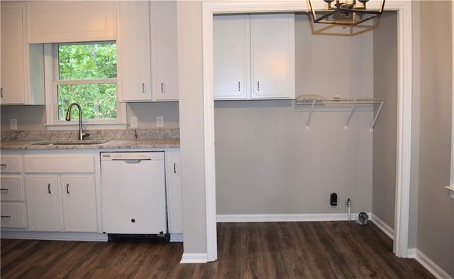 215 Lori Lane, Canton, GA 30114