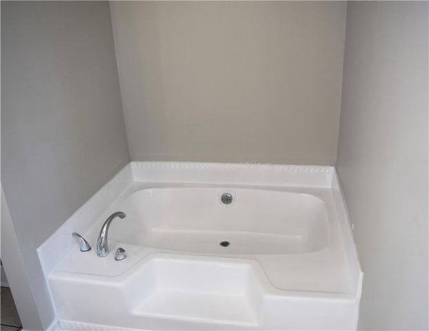 215 Lori Lane, Canton, GA 30114