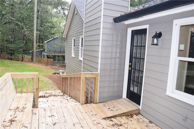 215 Lori Lane, Canton, GA 30114