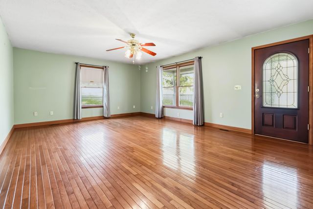 35 Vanzant Road, Lily, KY 40740