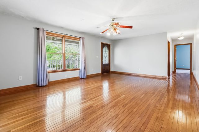35 Vanzant Road, Lily, KY 40740