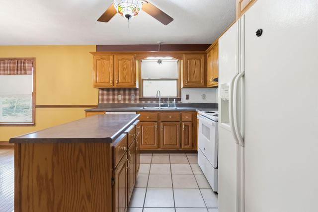 35 Vanzant Road, Lily, KY 40740