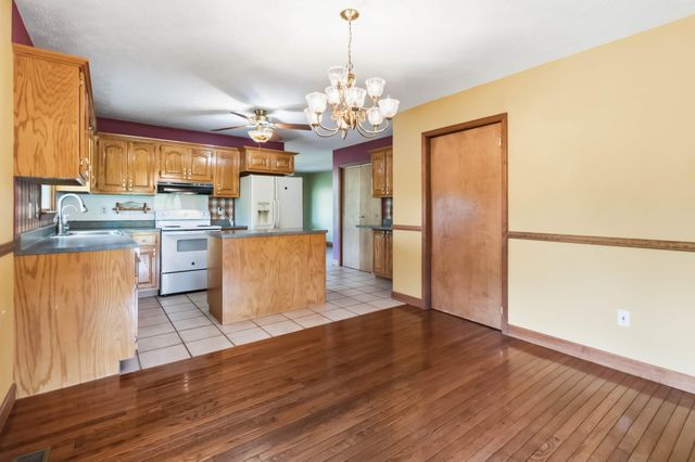 35 Vanzant Road, Lily, KY 40740