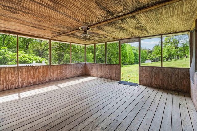 35 Vanzant Road, Lily, KY 40740