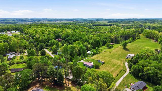 35 Vanzant Road, Lily, KY 40740