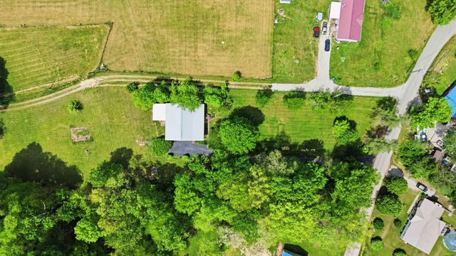 35 Vanzant Road, Lily, KY 40740