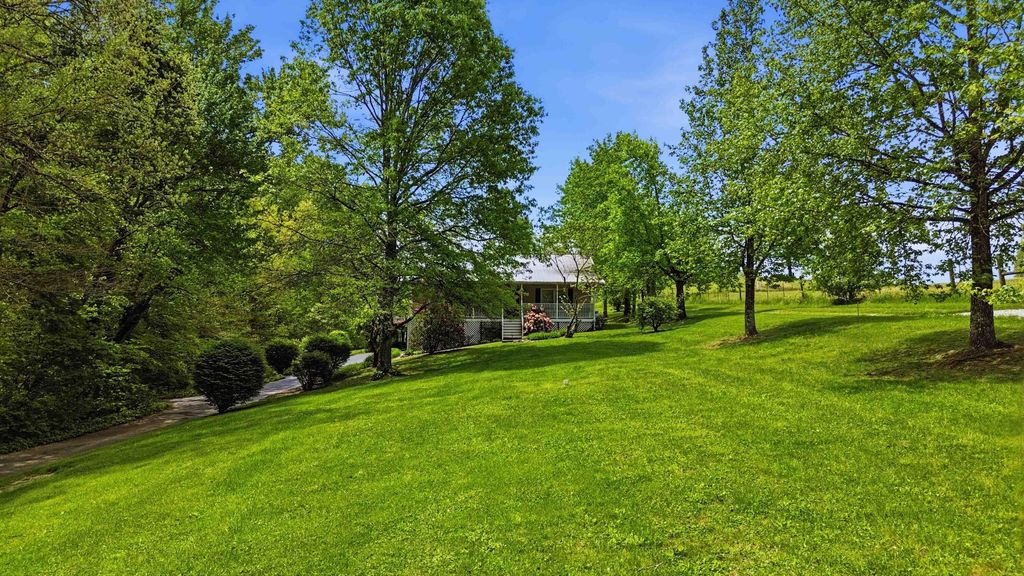 35 Vanzant Road, Lily, KY 40740