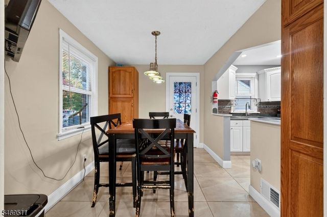 214 Floral St, Roselle Boro, NJ 07203