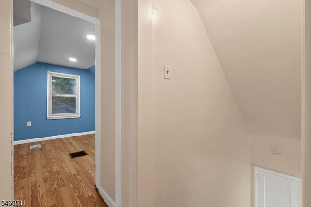 214 Floral St, Roselle Boro, NJ 07203