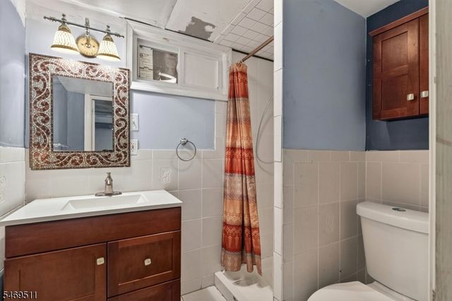 214 Floral St, Roselle Boro, NJ 07203