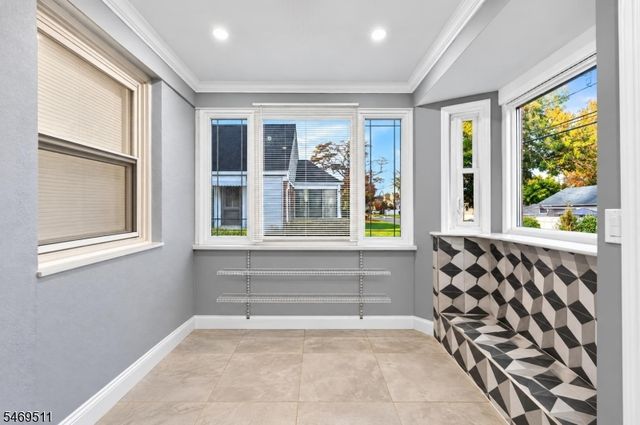 214 Floral St, Roselle Boro, NJ 07203