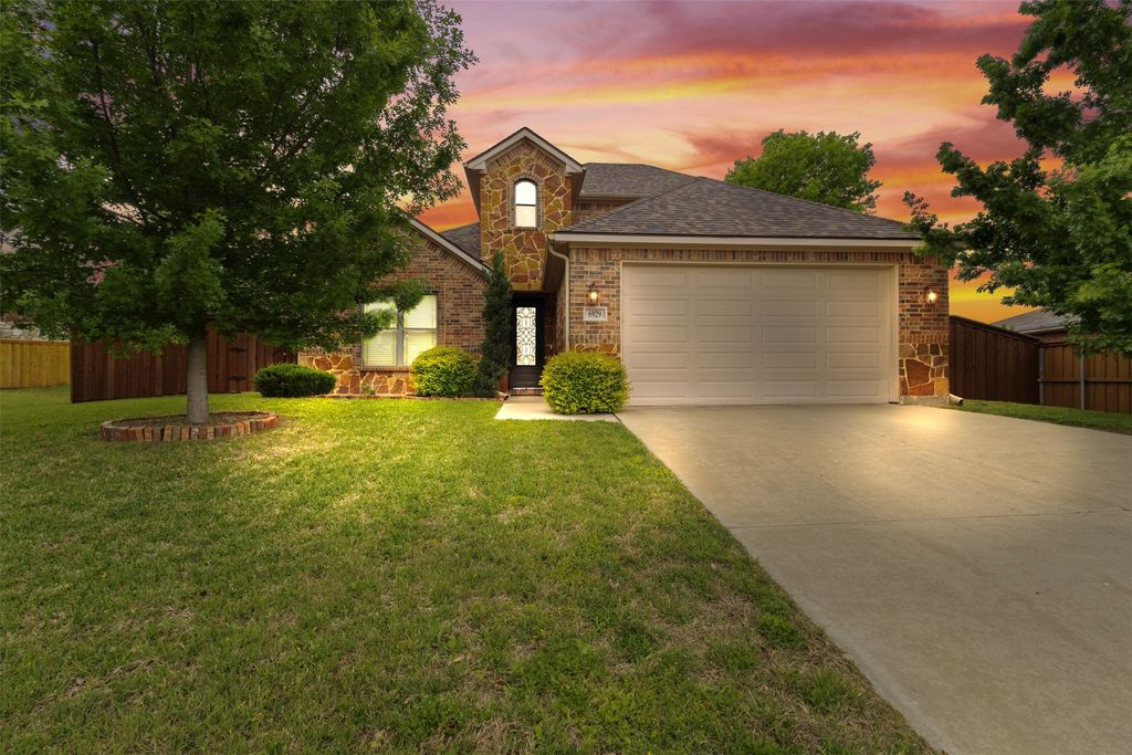 6929 Tessla Drive, Dallas, TX 75241