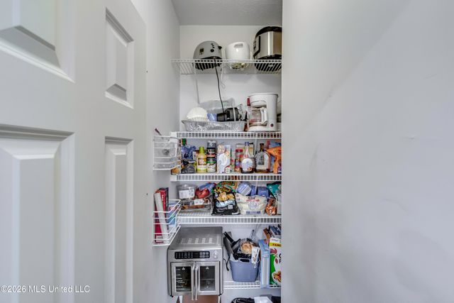 918 Frisky Drive, Brandon, MS 39047