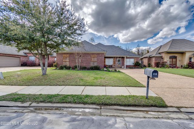 918 Frisky Drive, Brandon, MS 39047