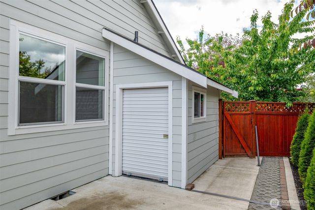 4039 Autumn Way, Mount Vernon, WA 98273