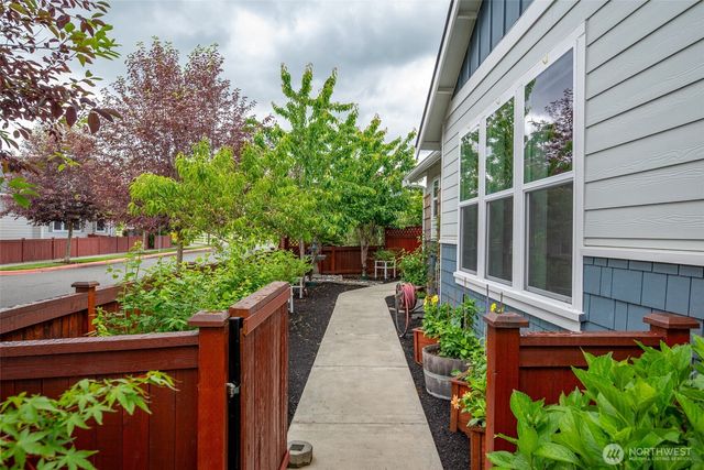 4039 Autumn Way, Mount Vernon, WA 98273
