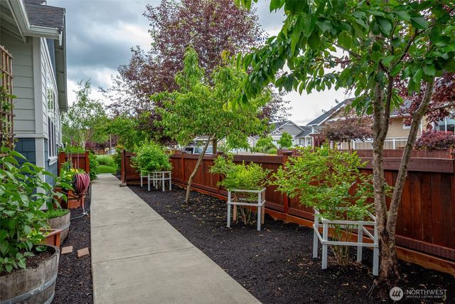 4039 Autumn Way, Mount Vernon, WA 98273