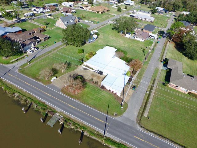 18653 East Main Street, Galliano, LA 70354