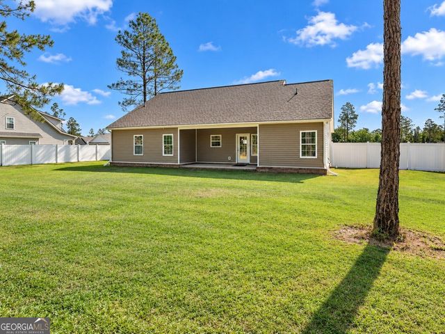 309 Tallulah Bend, Ellabell, GA 31308