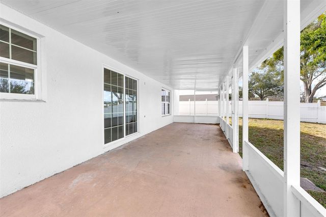 2960 WHITE MAGNOLIA LOOP, Clermont, FL 34711