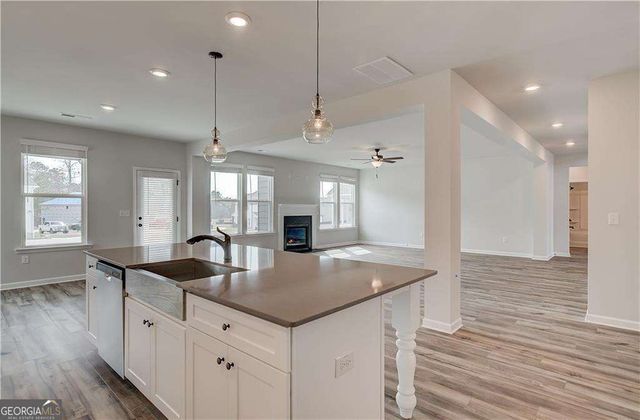 274 Linford Drive, Locust Grove, GA 30248