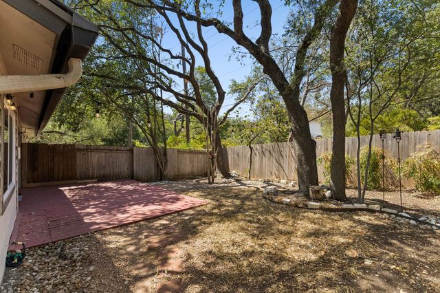 8000 Forest Mesa DR B, Austin, TX 78759