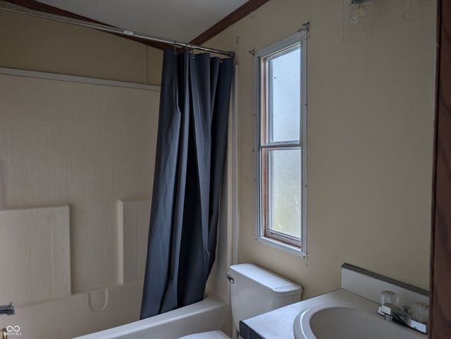 3517 Country Manor Street, North Vernon, IN 47265