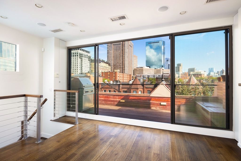 234 W Newton PH, Boston, MA 02116