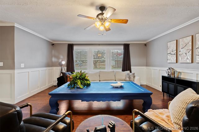 221 E 18th Street, Bartlesville, OK 74003