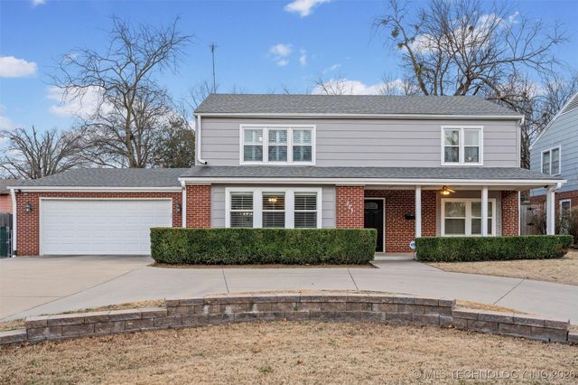 221 E 18th Street, Bartlesville, OK 74003