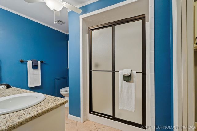 221 E 18th Street, Bartlesville, OK 74003