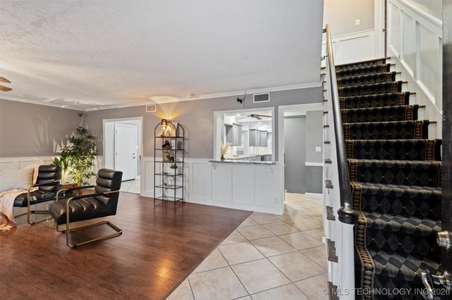 221 E 18th Street, Bartlesville, OK 74003