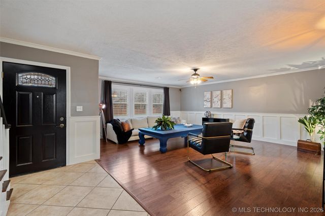 221 E 18th Street, Bartlesville, OK 74003