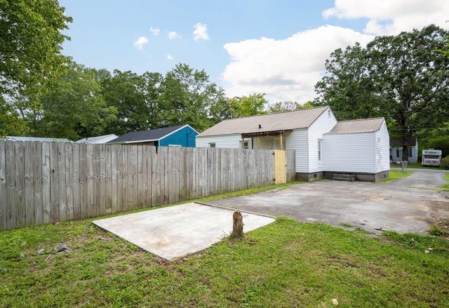 169 Everglades Boulevard, Rossville, GA 30741