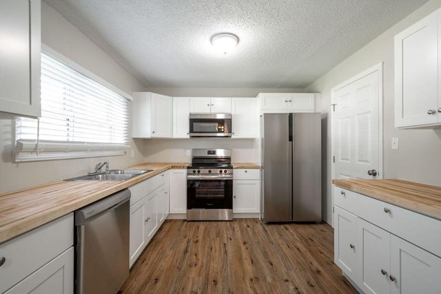 169 Everglades Boulevard, Rossville, GA 30741