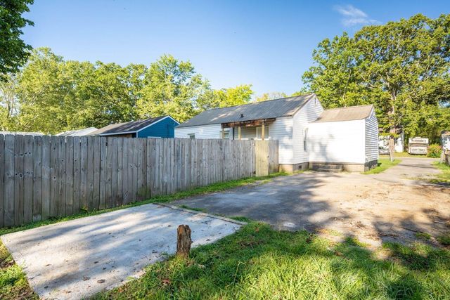 169 Everglades Boulevard, Rossville, GA 30741