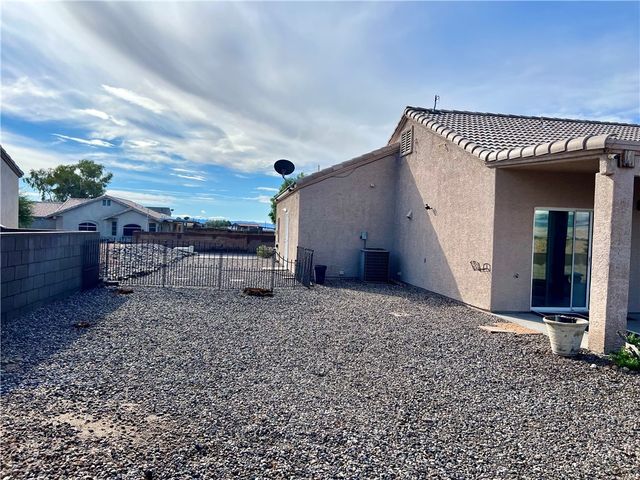 1903 La Entrada, Fort Mohave, AZ 86426