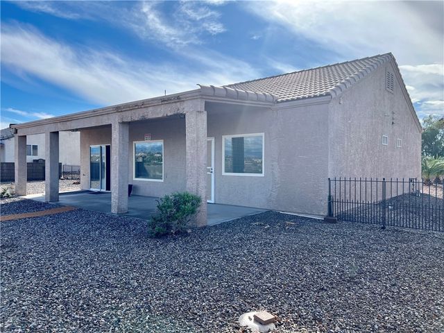 1903 La Entrada, Fort Mohave, AZ 86426
