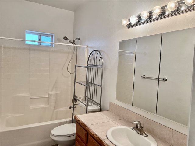 1903 La Entrada, Fort Mohave, AZ 86426