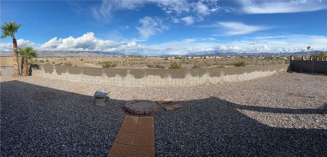 1903 La Entrada, Fort Mohave, AZ 86426