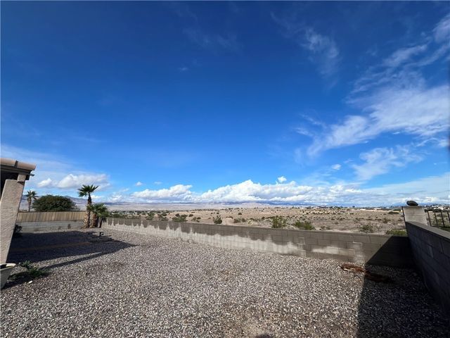 1903 La Entrada, Fort Mohave, AZ 86426