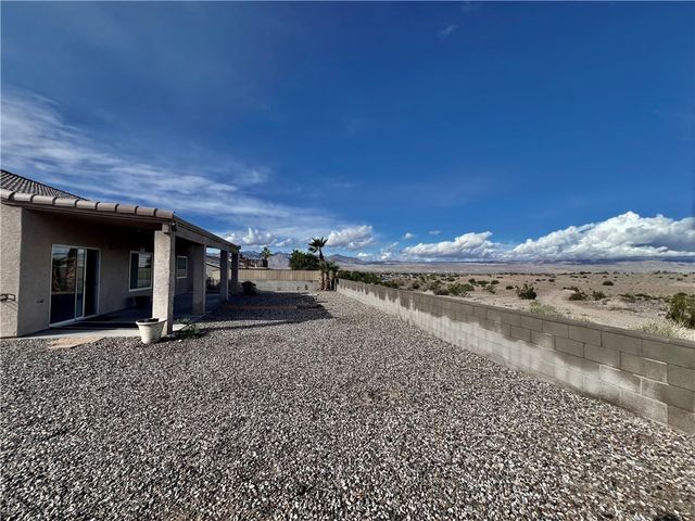 1903 La Entrada, Fort Mohave, AZ 86426