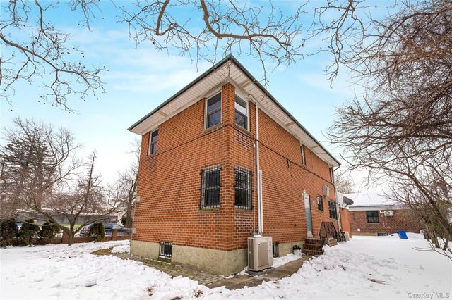 64-04 Utopia Parkway, Fresh Meadows, NY 11365