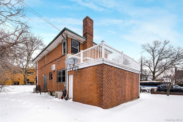 64-04 Utopia Parkway, Fresh Meadows, NY 11365