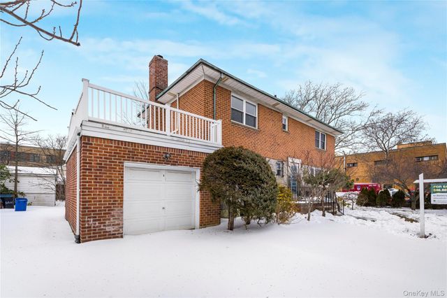 64-04 Utopia Parkway, Fresh Meadows, NY 11365